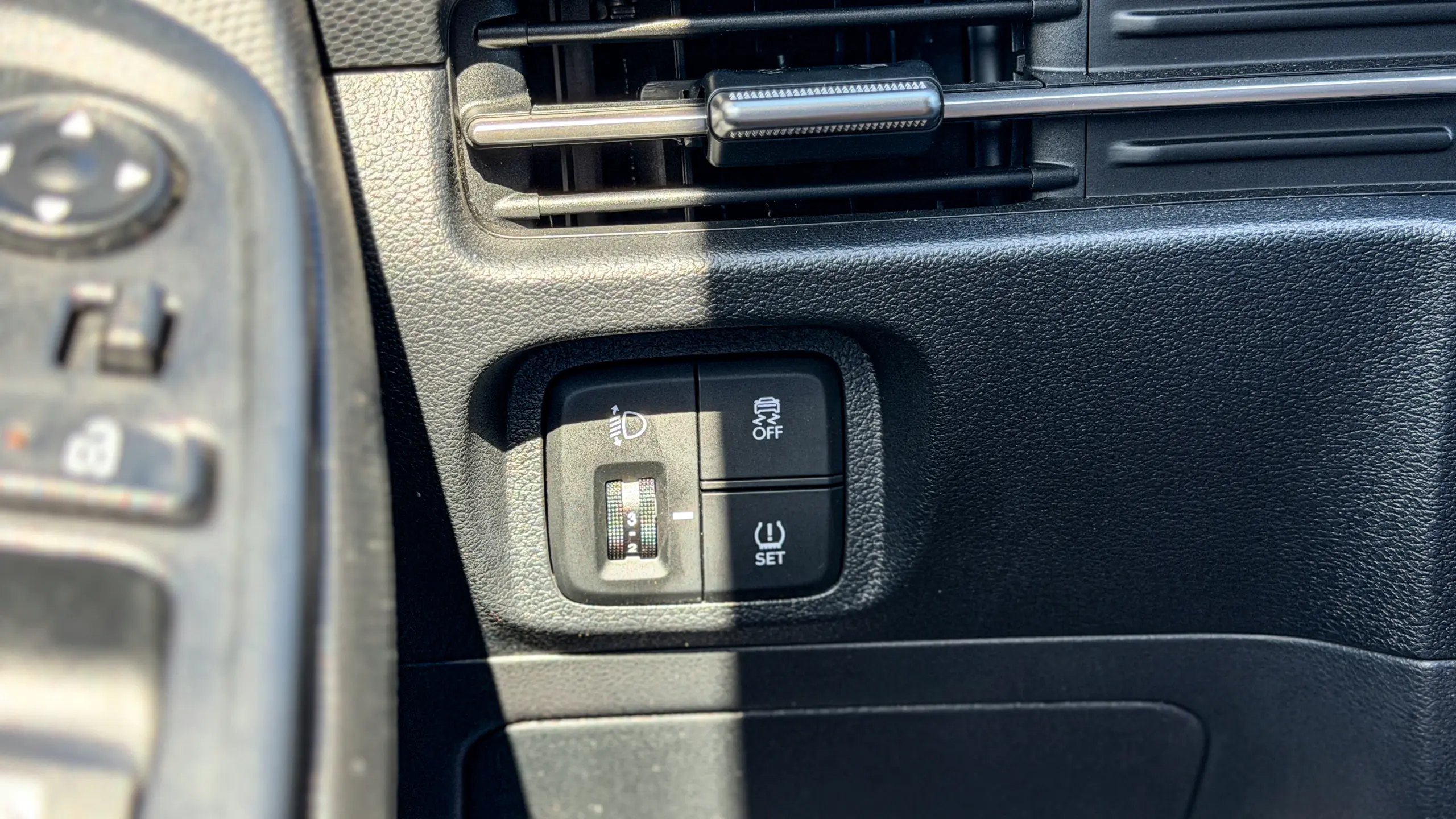 Hyundai Creta Limited interior e cabine para avaliação e teste