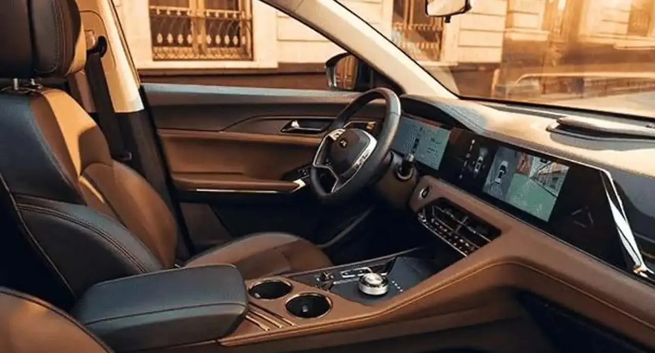 Interior do JAC JS8 Pro