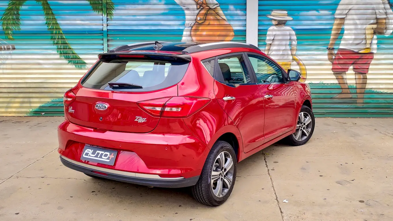 JAC T40 [Auto+ / João Brigato]