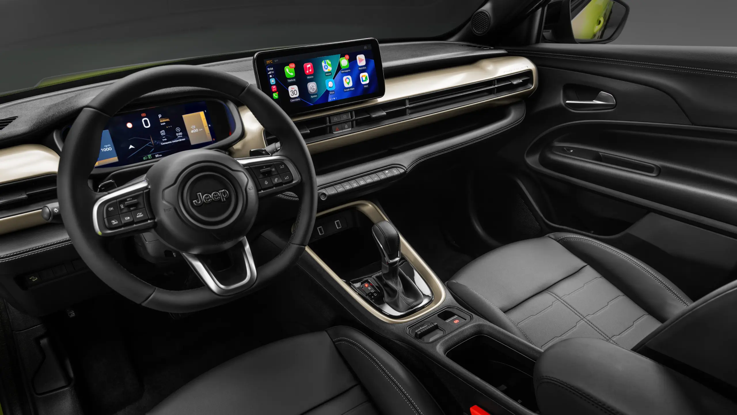 Jeep Avenger Limited interior e cabine