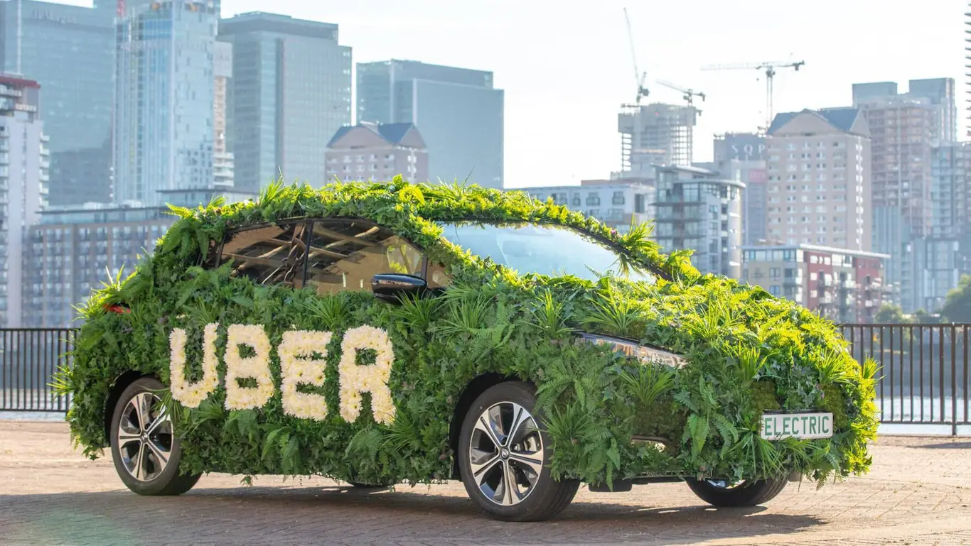 Nissan Leaf Uber Green [divulgação]