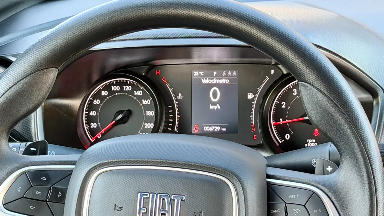 painel de instrumentos Fiat Fastback Sem Nome [Auto+ / João Brigato]
