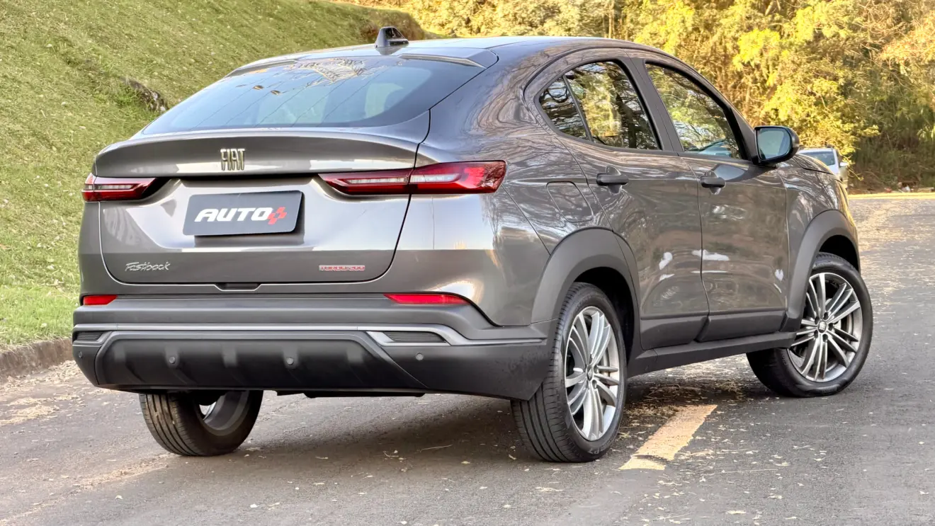 Fiat Fastback Sem Nome [Auto+ / João Brigato]