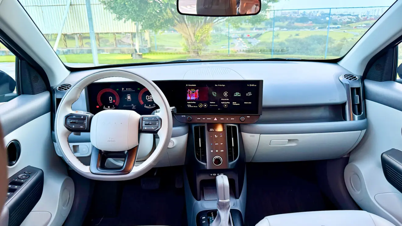 interior Hyundai i20 Ultimate [Auto+ / João Brigato]