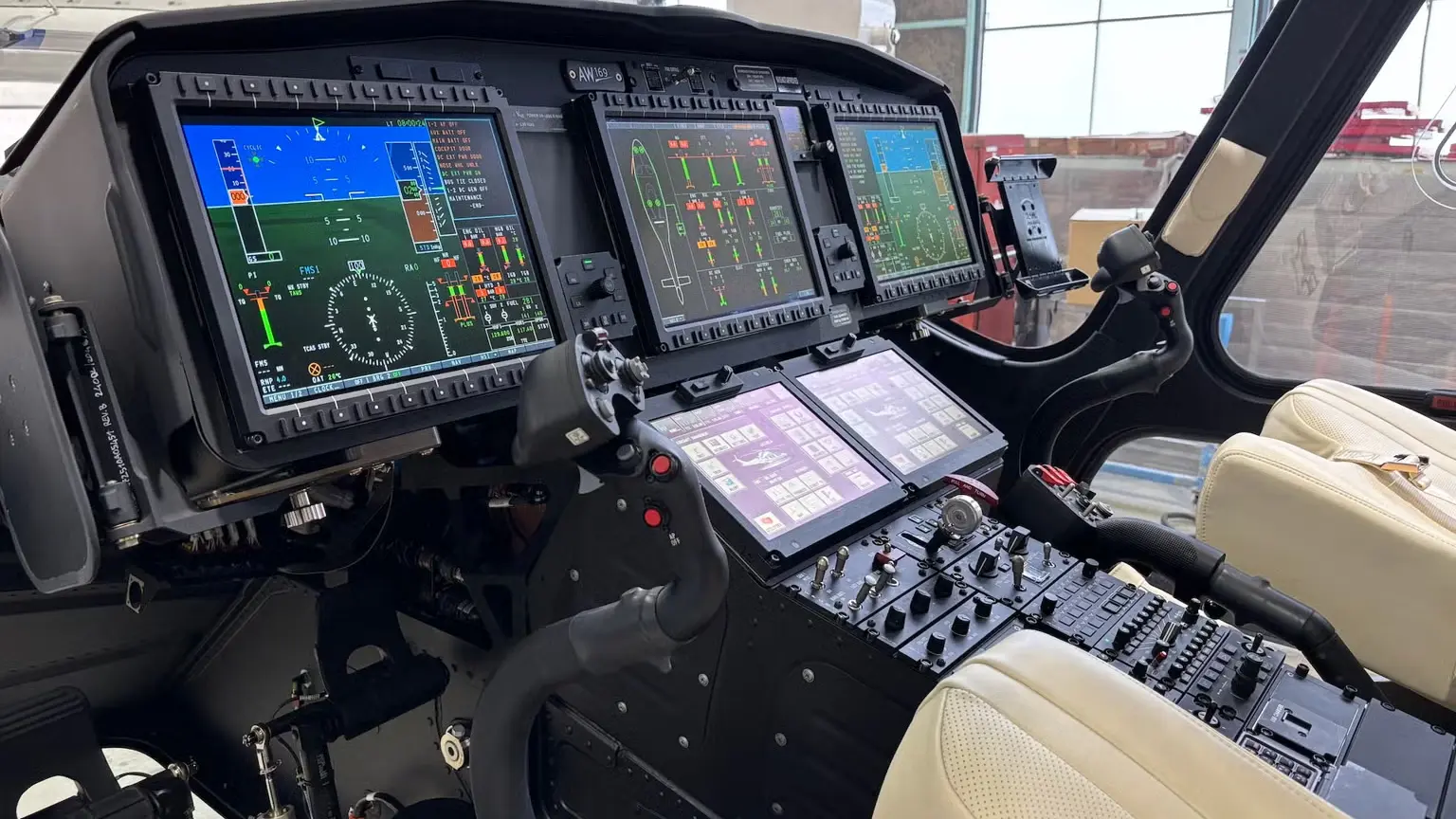 Lexus Flight, novo serviço em conjunto com a Aero Toyota Co., Ltd. de helicopteros