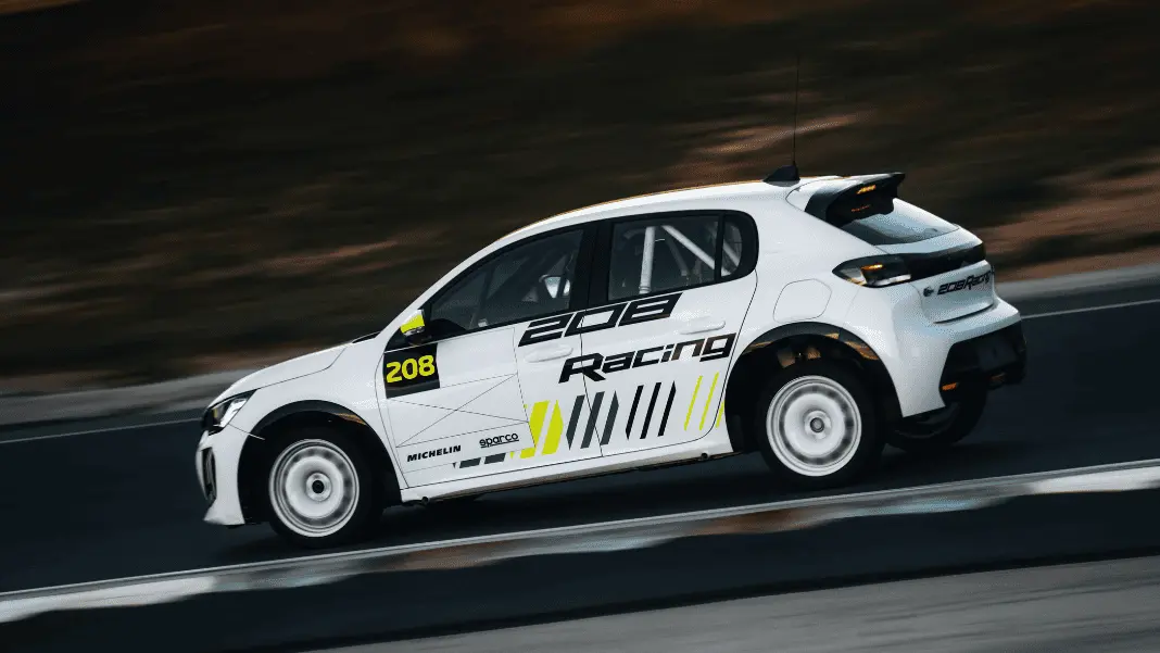 Peugeot 208 Racing TC6