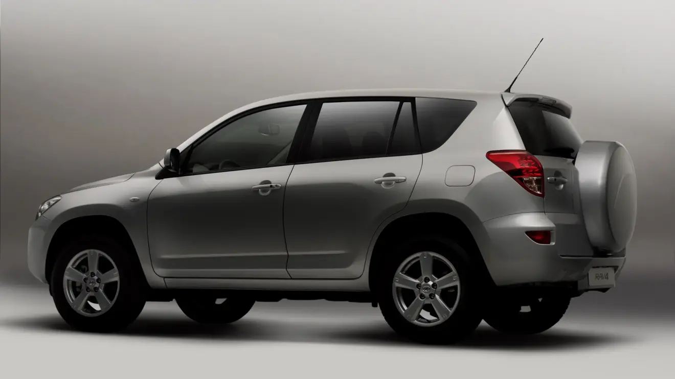 Toyota RAV4 2.4 4x4 automático 2012 branco