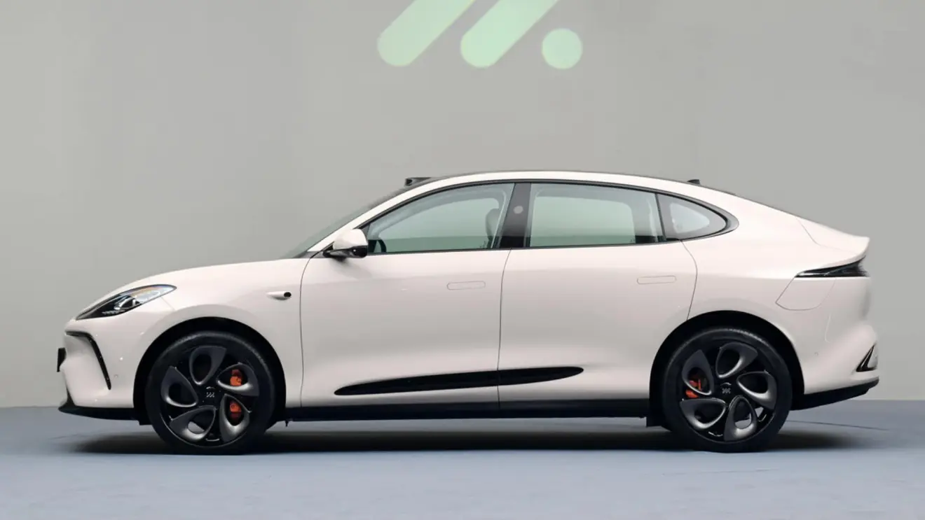 IM LS6 ESTÁTICO