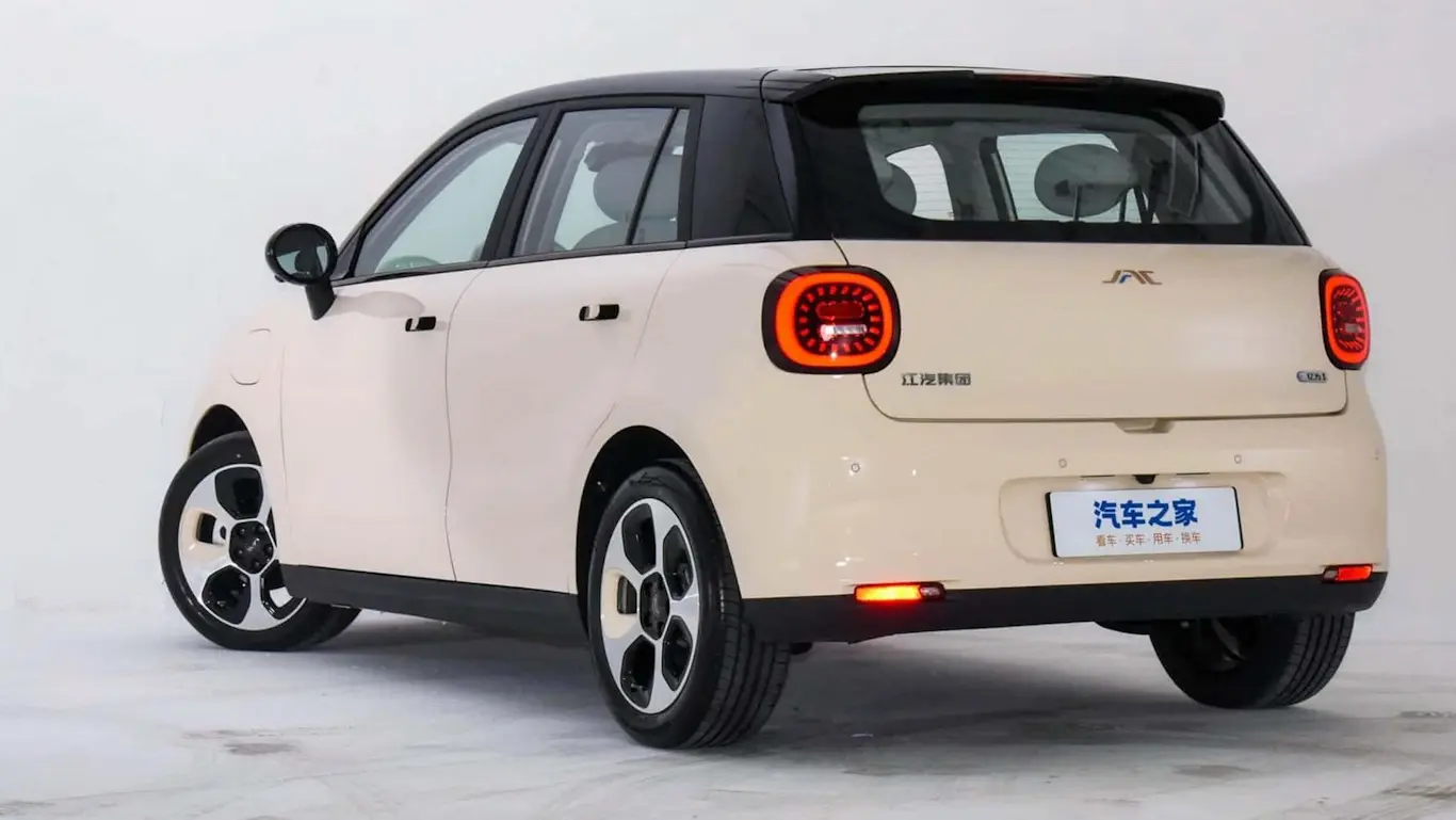 JAC Yiwei 3 [divulgação]