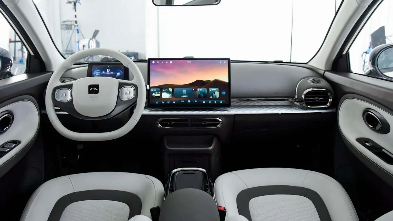 JAC Yiwei 3 [divulgação]