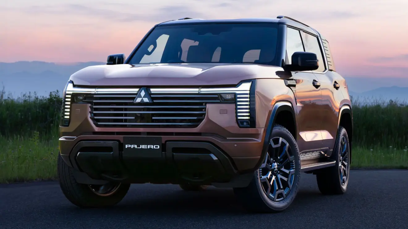Mitsubishi Pajero 2027 estático