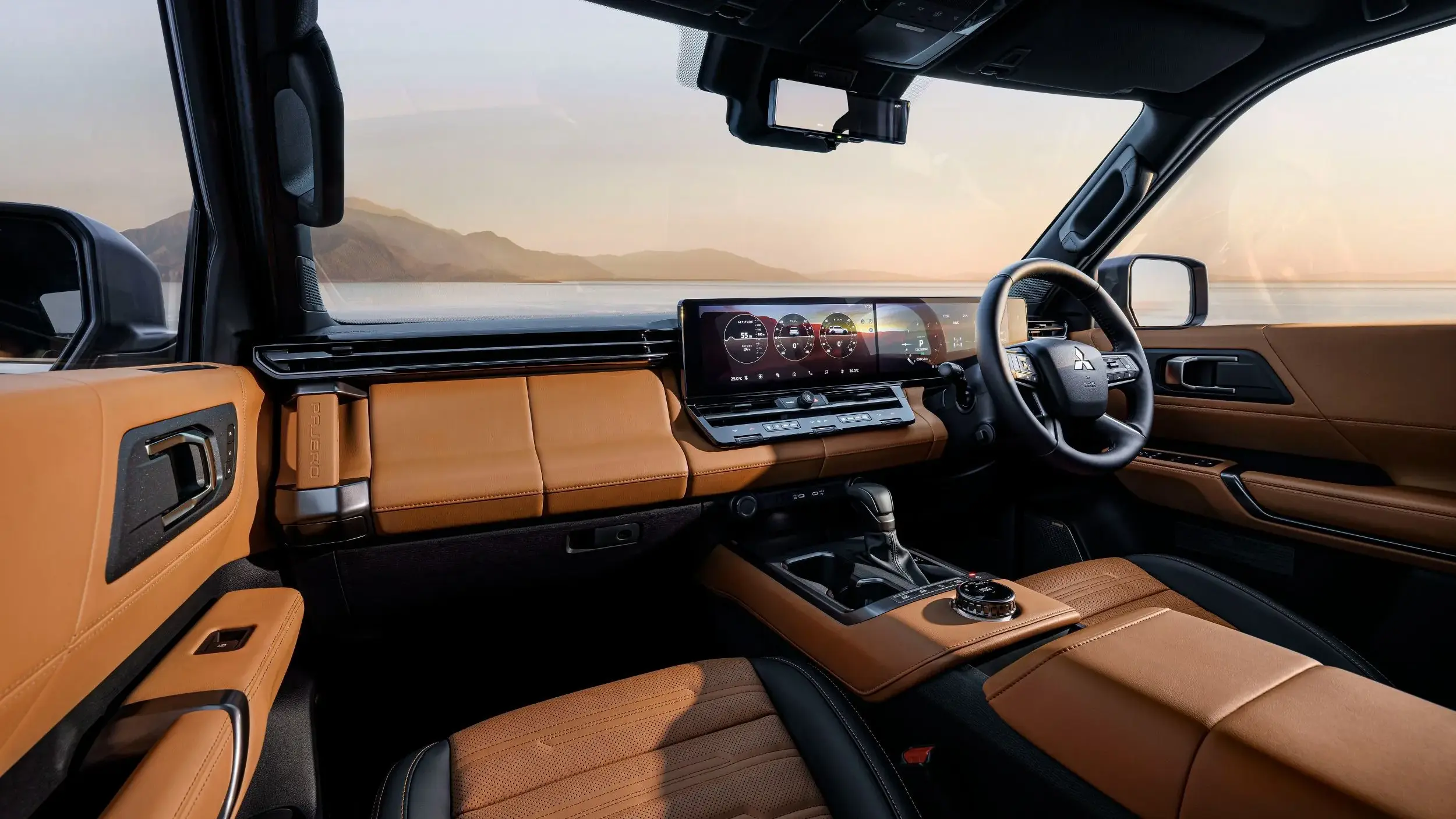 Mitsubishi Pajero 2027 interior