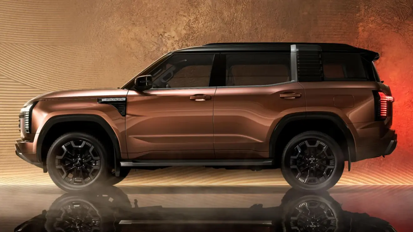 Mitsubishi Pajero 2027 estático