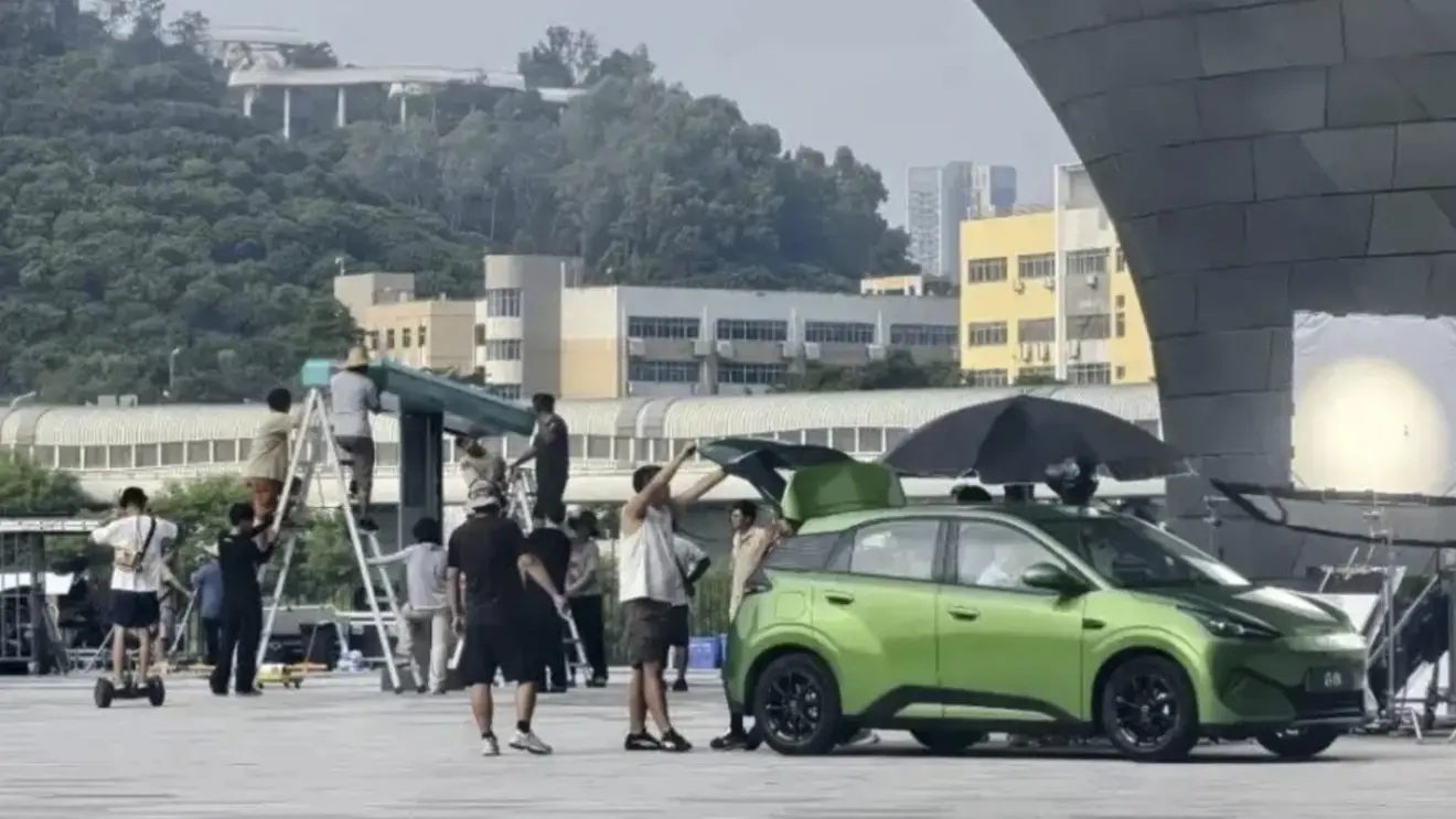BYD Dolphin Mini 2027 [reprodução]