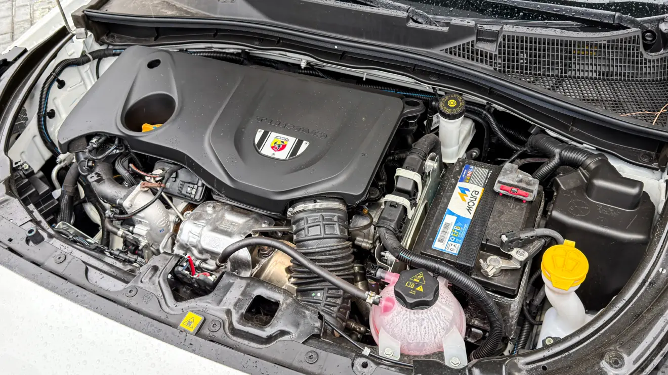 Fiat Fastback Abarth motor 1.3 T270