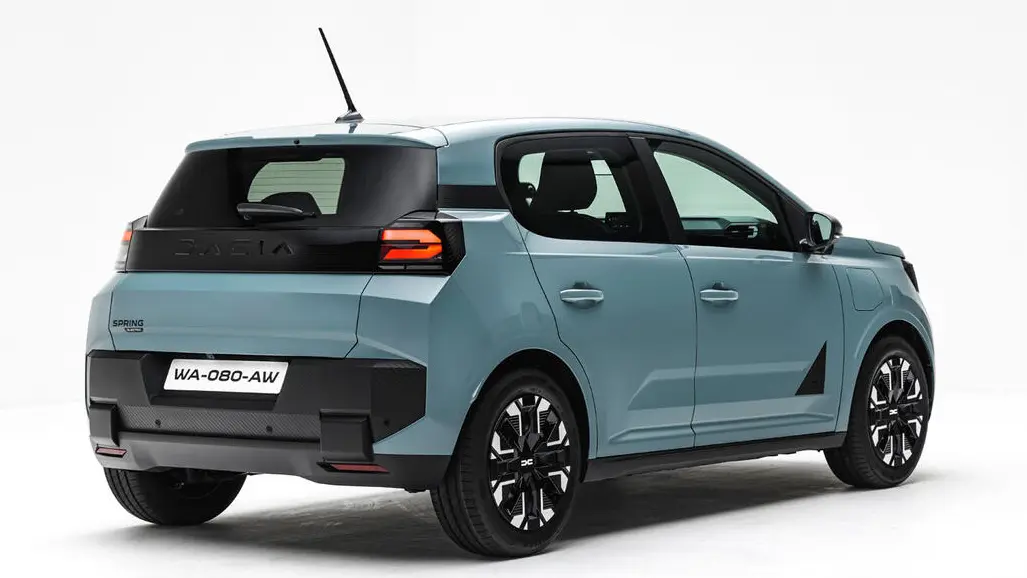Dacia reinventa elétrico com base de Renault Twingo que roda até 250 km