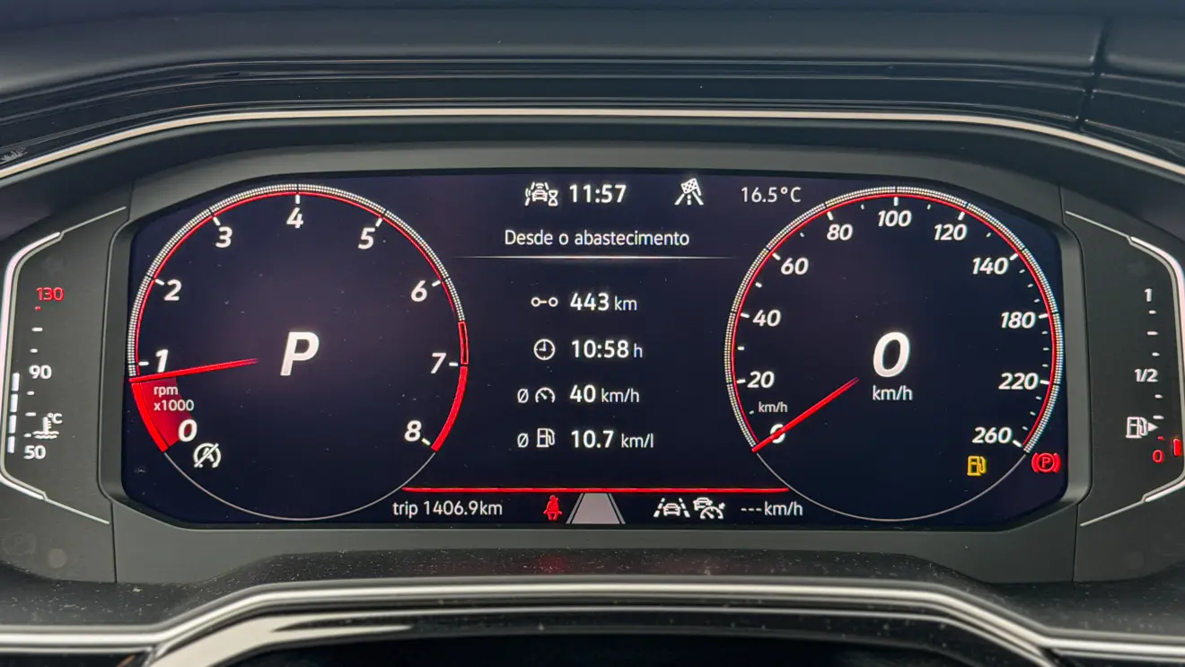 Volkswagen Nivus GTS interior da cabine para avaliação e teste