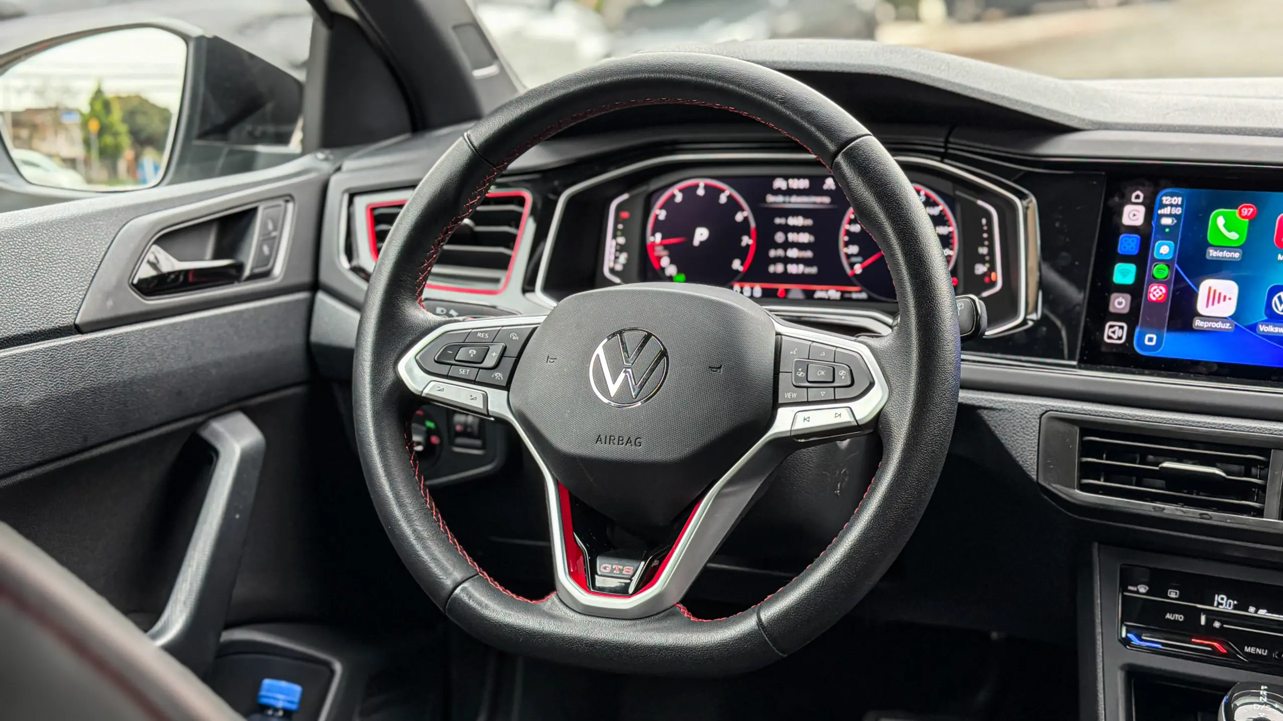 Volkswagen Nivus GTS interior da cabine para avaliação e teste