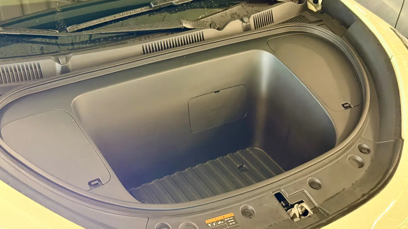 fronta-malas frunk geely ex2