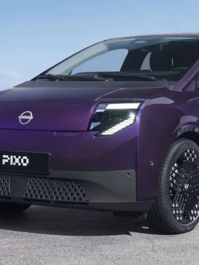 Nissan Pixo roxo de frente