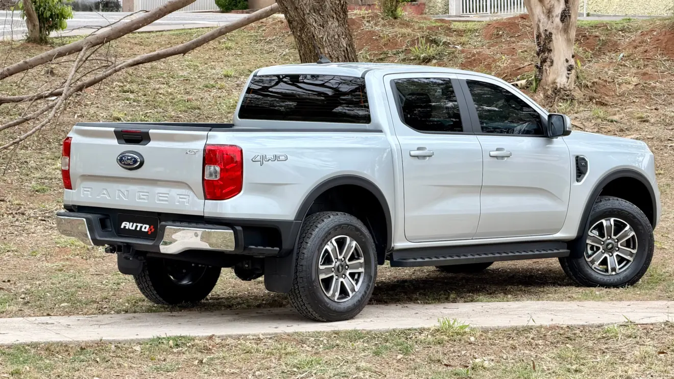 Ford Ranger XLT V6 [Auto+ / João Brigato]
