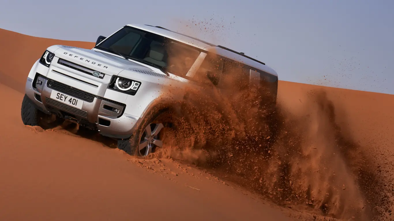 Land Rover Defender 130 [divulgação]