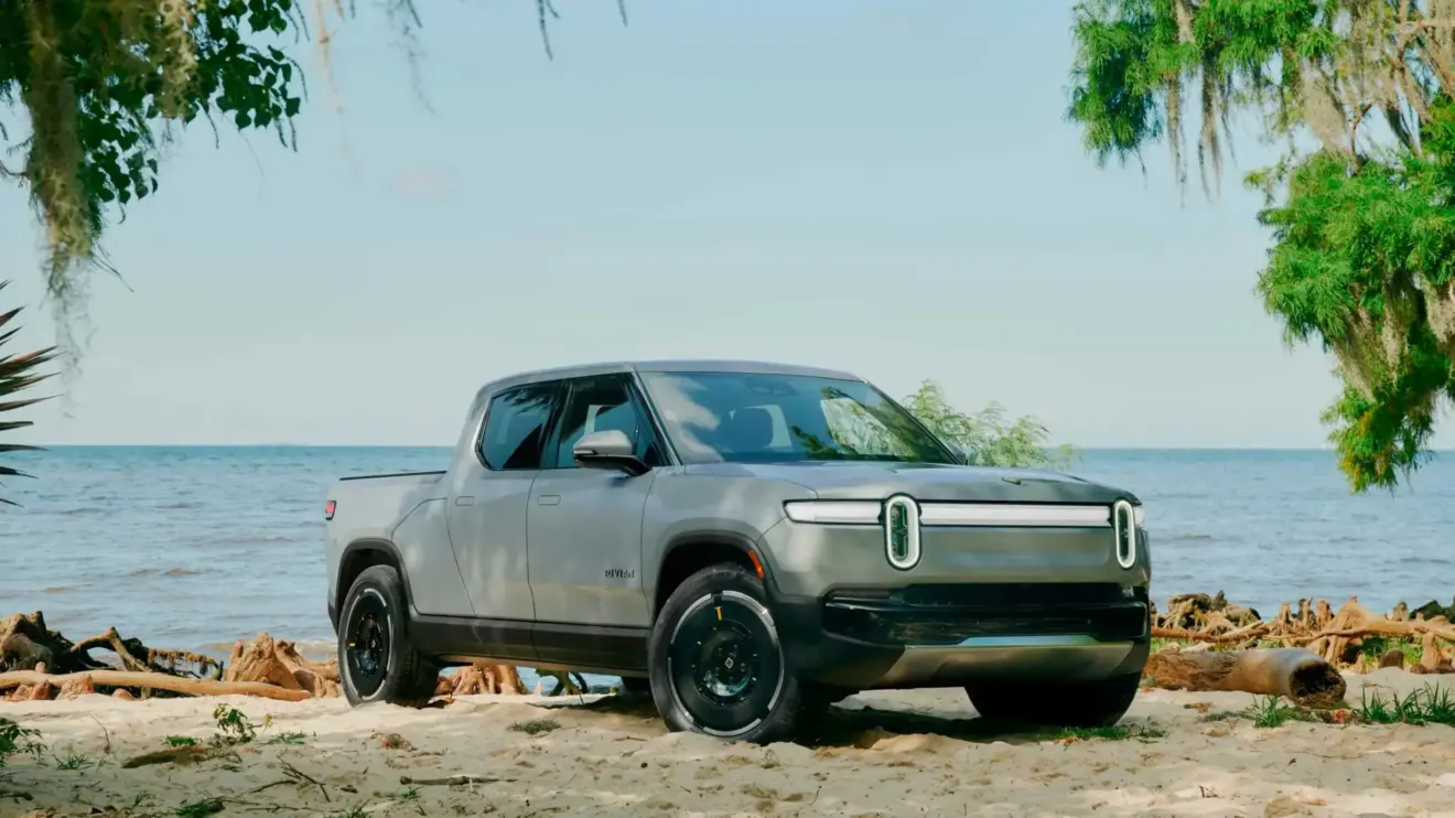 Imagem mostra picape da Rivian