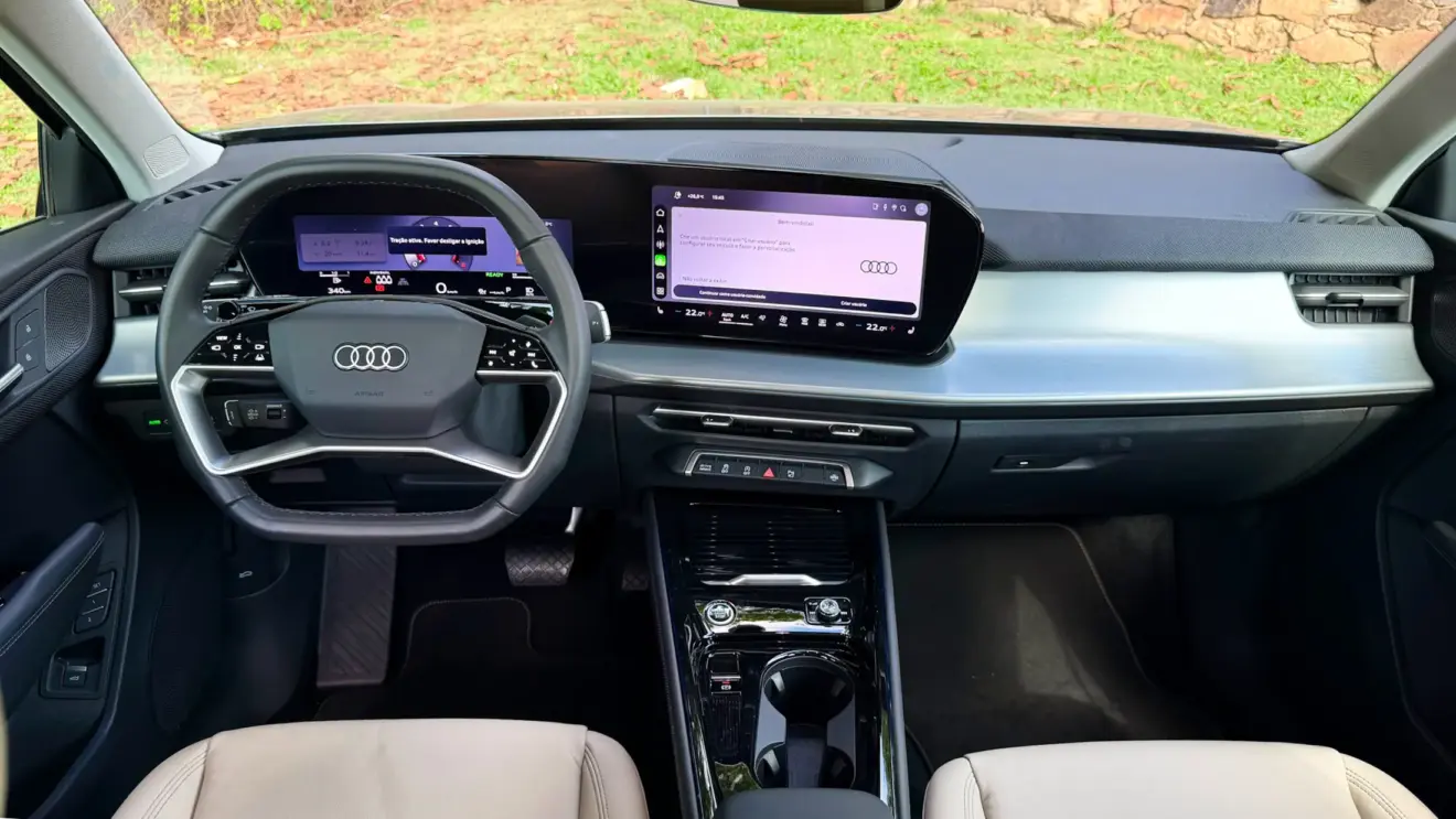 interior Audi Q3 Sportback [Auto+ / João Brigato]