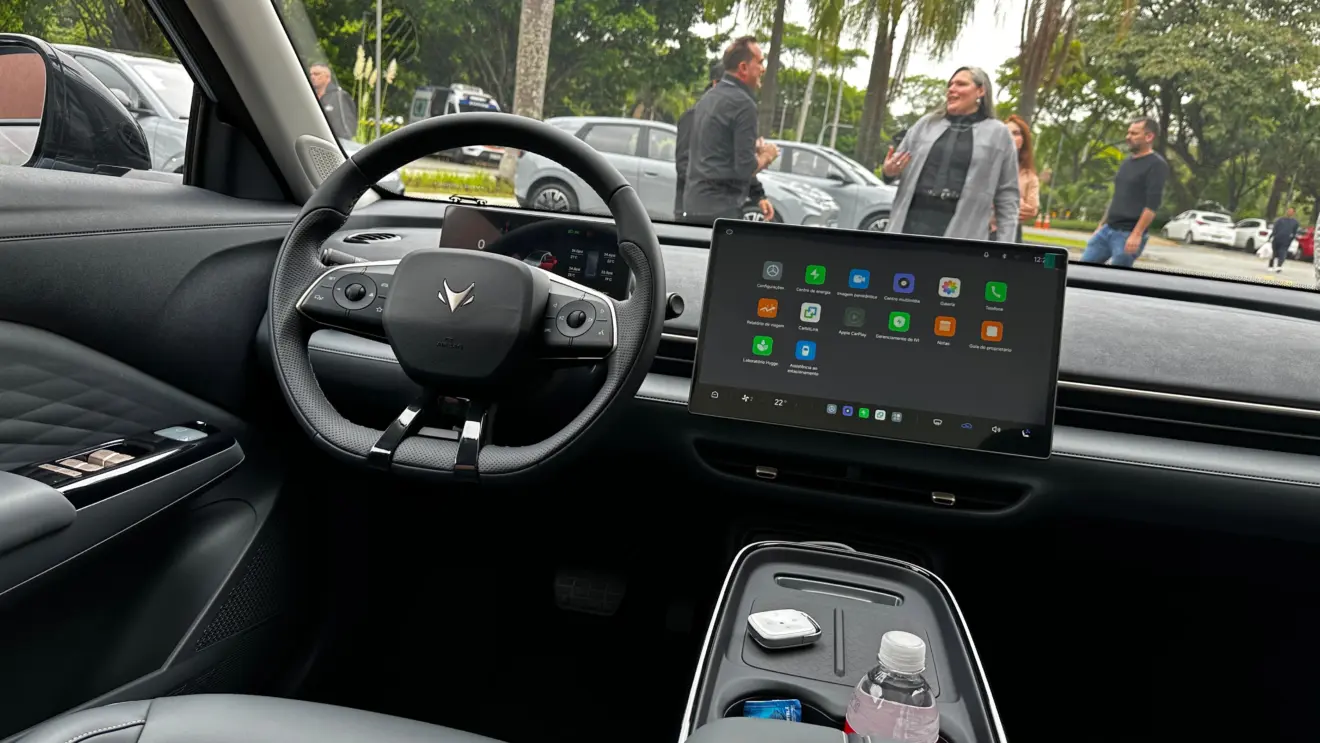 BAIC Arcfox T1 interior