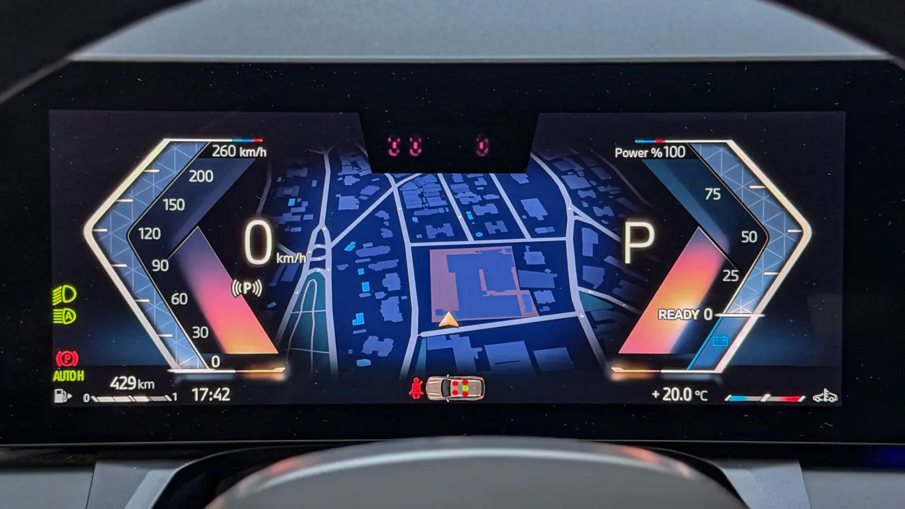 Interior do BMW X3 30 xDrive para avaliação e teste