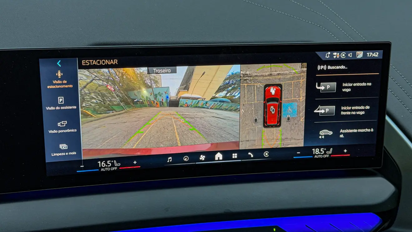 Interior do BMW X3 30 xDive para avaliação e teste