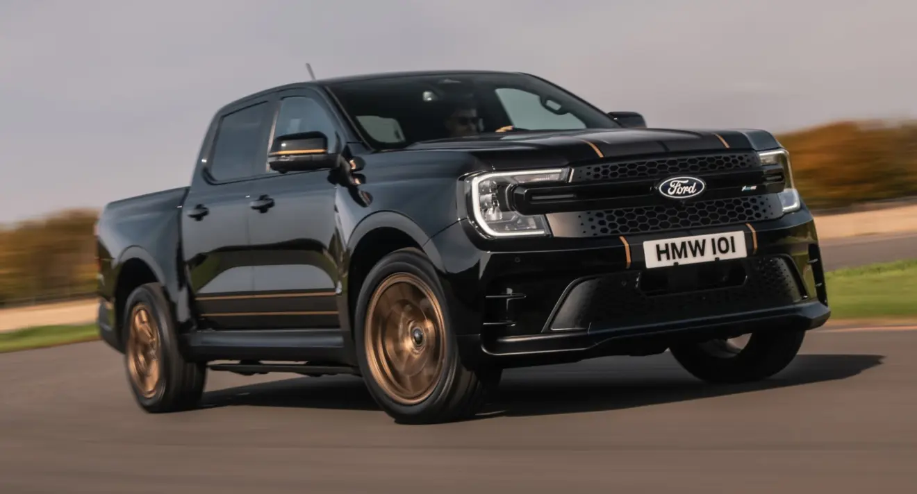 Ford Ranger MS-RT em movimento na pista