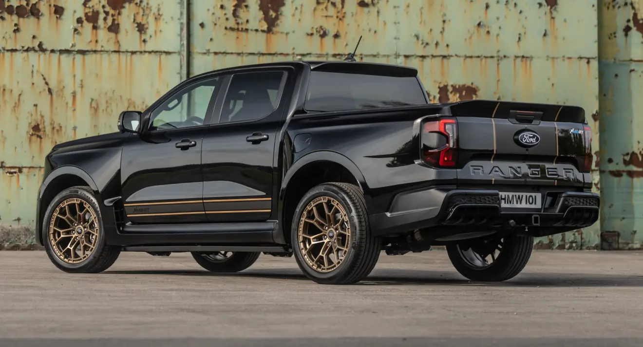 Ford Ranger MS-RT parada de traseira