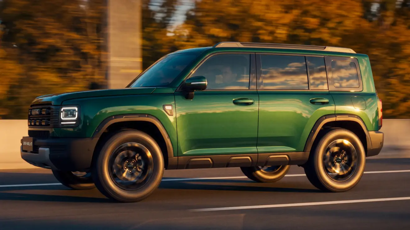 GWM Haval H7  Verde em movimento