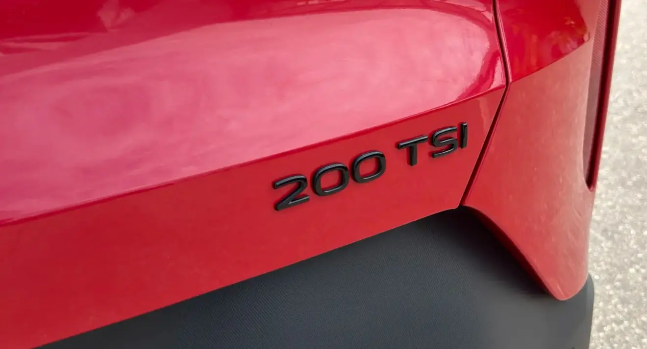 Emblema traseiro do Volkswagen Tera 200 TSI