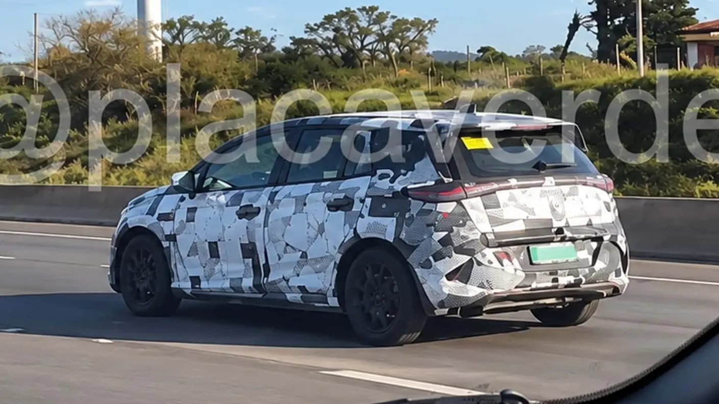 BYD Dolphin GT 2027 híbrido é flagrado no Brasil 