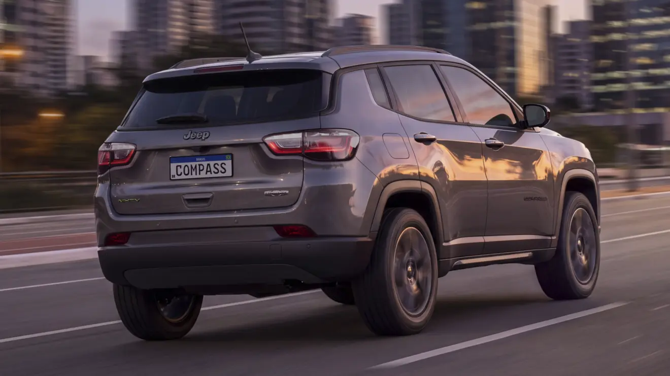 Jeep Compass Night Eagle 2027 [divulgação]