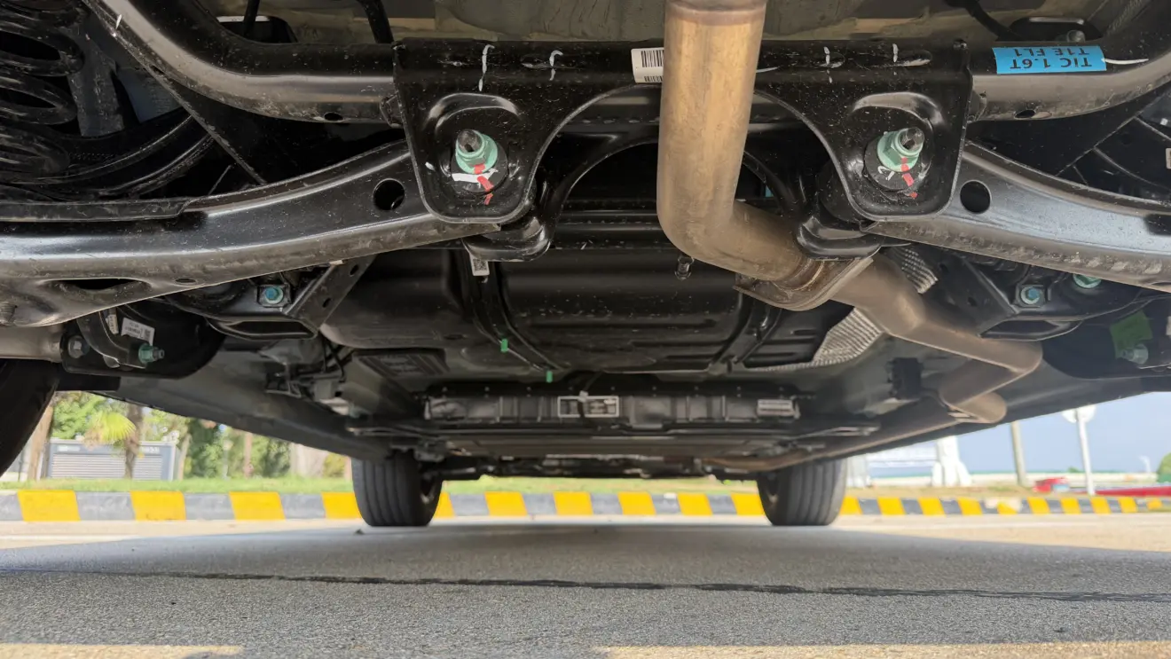 Omoda 4 suspensão