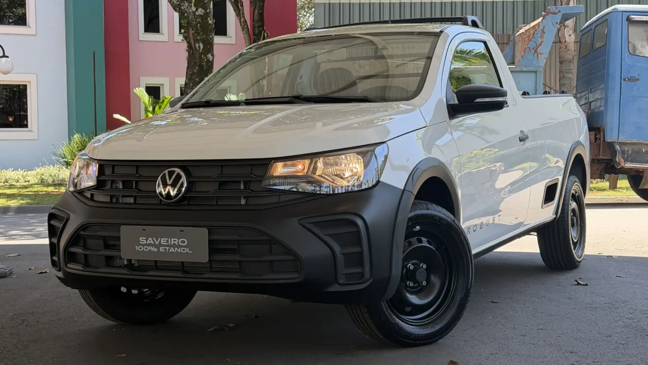 Volkswagen Saveiro Robust 2027 100% etanol/álcool branca estática
