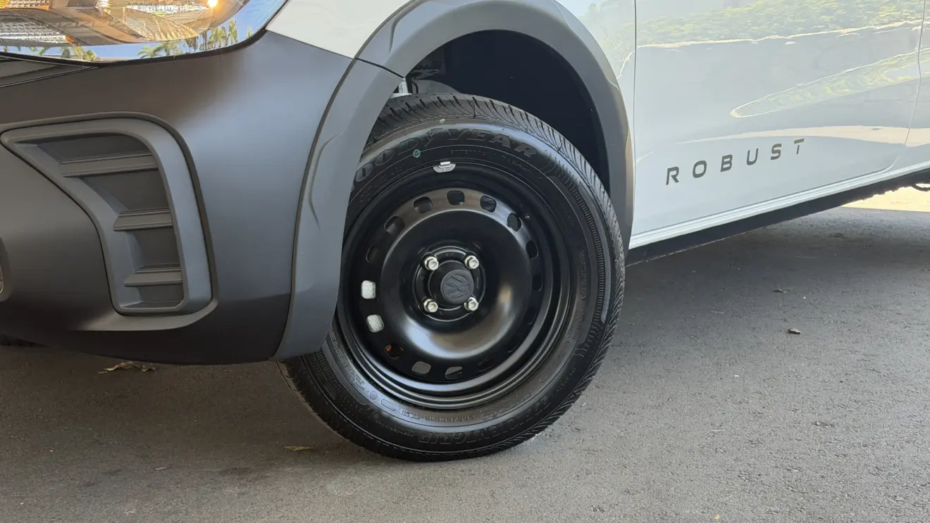 Volkswagen Saveiro Robust 2027 100% etanol/álcool branca estática