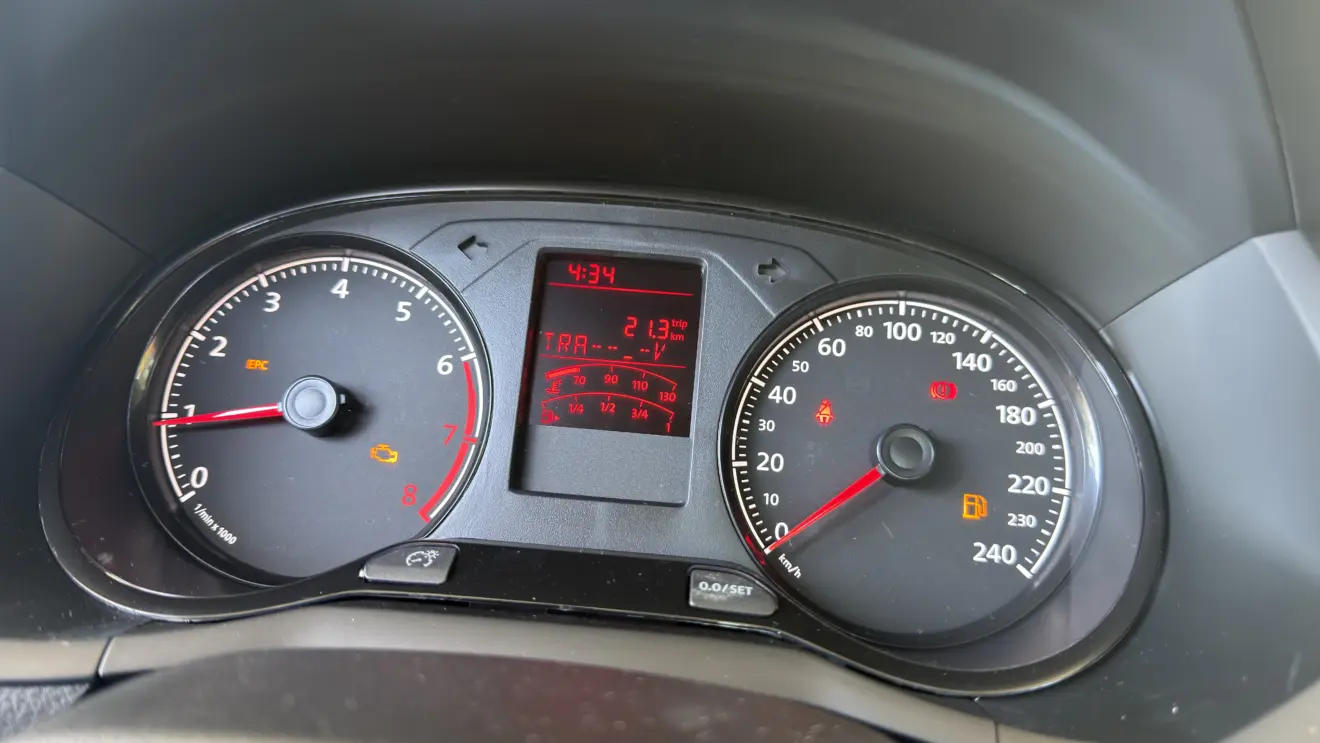 Volkswagen Saveiro Robust 2027 100% etanol/álcool Interior