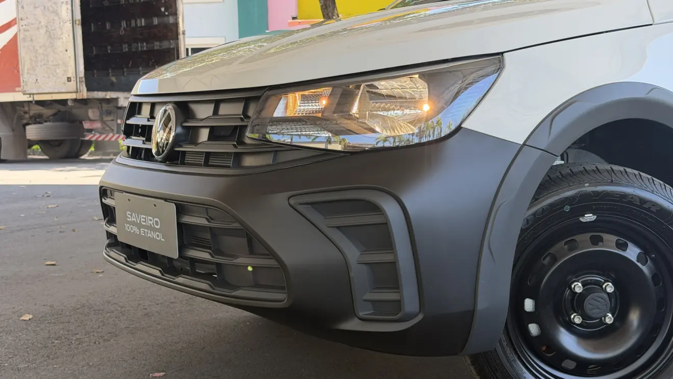 Volkswagen Saveiro Robust 2027 100% etanol/álcool branca estática