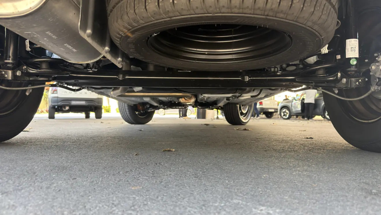 Volkswagen Saveiro Robust 2027 100% etanol/álcool suspensão
