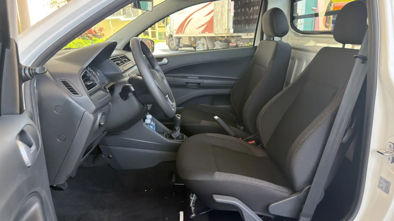 Volkswagen Saveiro Robust 2027 100% etanol/álcool Interior